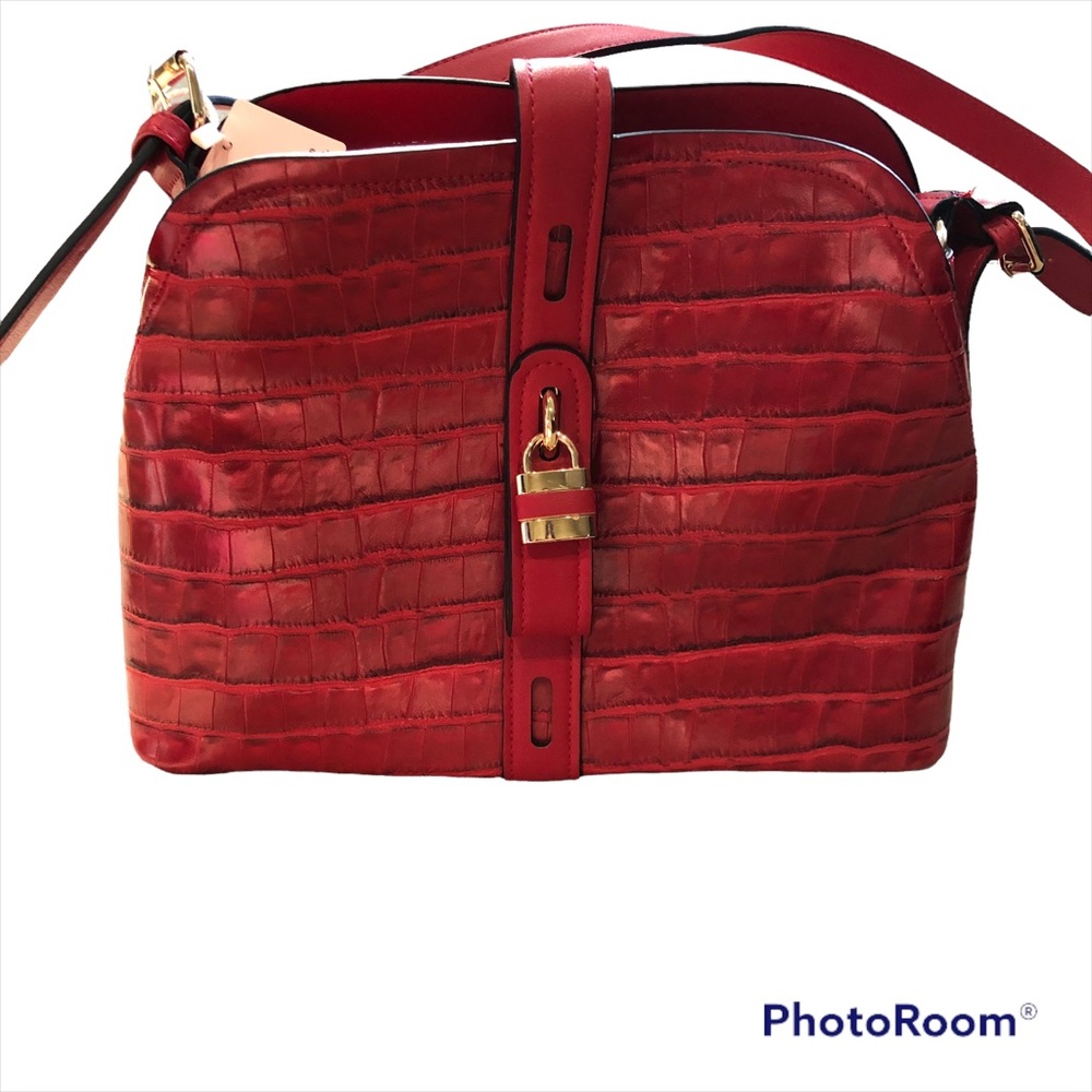 Alyssa red vegan purse